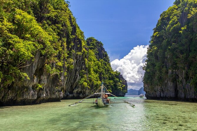 Seacret Luxury Catamaran Yacht Group Island Hopping Tour - Key things to know before booking