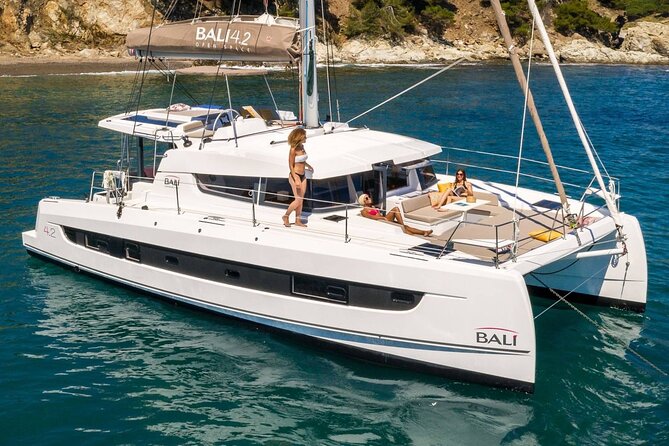 Semi Private trips Catamaran Bali from Sfakia - Loutro: 45 minutes in a fishing village