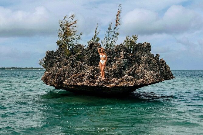 Set Sail on an All Inclusive Catamaran to Ile Aux Benitiers - What the $125 price really covers