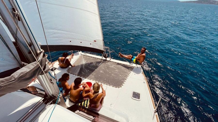 Stintino: Catamaran excursion in the Gulf of Asinara - What the catamaran format changes