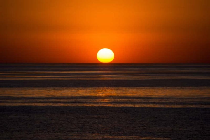 Sunny Beach: Sunset Catamaran Cruise with Dinner & Prosecco - Practical tips for a better evening
