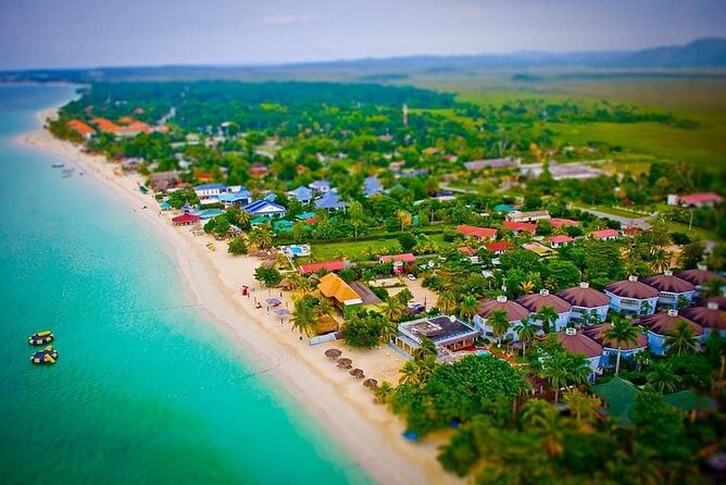 Sunset Catamaran cruise, Snorkeling and Rick's Cafe from Mobay - Rick’s Cafe and the famous cliff-jumping view