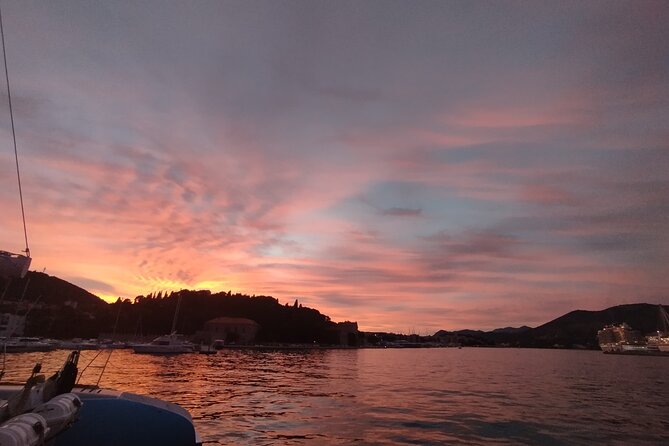 Sunset Catamaran Tour from Old Town Dubrovnik - A relaxed mood, helped by music and wine