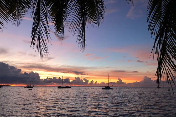 Sunset Cruise : Moorea Sailing on a Catamaran named Taboo - Ōpūnohu Bay and the island’s stories