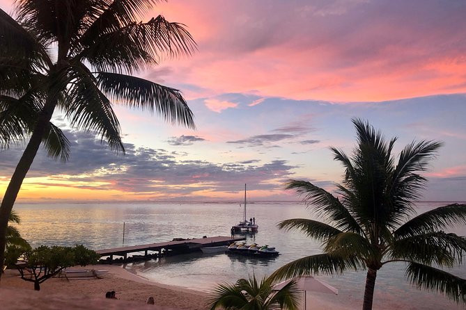 Sunset Cruise : Moorea Sailing on a Catamaran named Taboo - Inside and outside the barrier reef