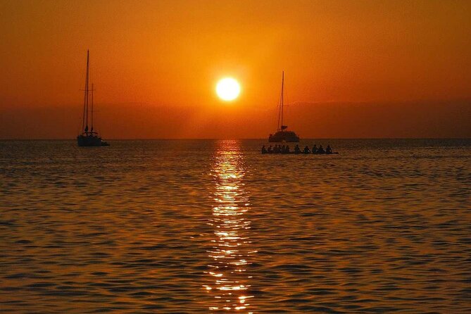 Sunset in Dénia from the Catamaran Mundo Marino - Is the Catamaran What You Expect?