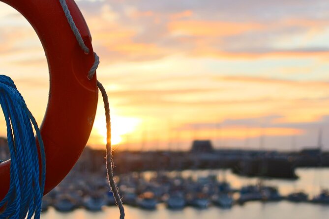 Sunset in Valencia from the Catamaran Mundo Marino - The Malvarrosa coast from the sea