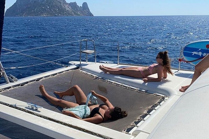 Sunset on a catamaran: from Es Vedrá to Cala Conta - Cala Codolar for clear water and sea life