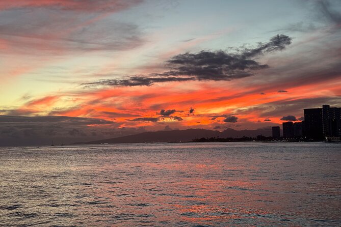 Sunset sail Aboard Manakai Catamaran - Meeting Point, Group Size, and Timing