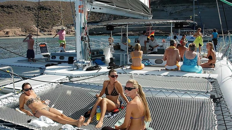 Tenerife: Catamaran Cruise with an Open Bar - Choosing between three hours and 4.5 hours