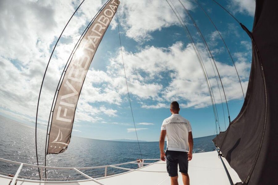 Tenerife: Catamaran Cruise with Brunch and Unlimited Drinks - Food, drinks, and what unlimited really covers
