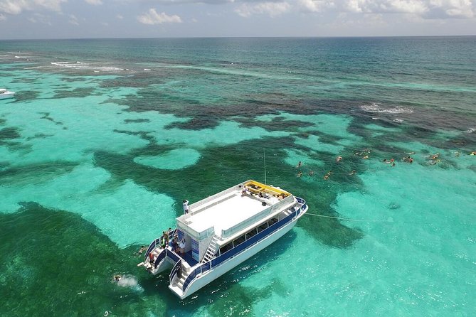 Trip to Isla Mujeres - Catamaran Unlimited Adventure from Playa del Carmen - Cruising around Isla Mujeres