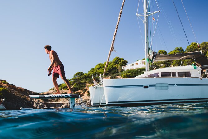 Unforgettable experience in Catamaran Ibiza - LAGOON 400 - Lunch and swimming at Cala d’Hort
