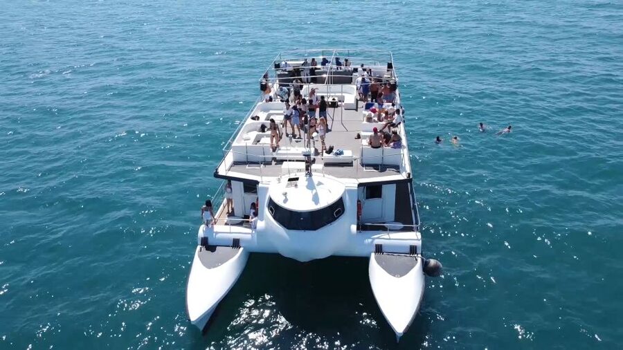 Valencia: Catamaran Cruise, Paella Lunch and Swim Stop - Key points at a glance