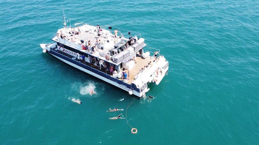 Valencia: Catamaran Cruise with Stop for Swimming - The ride toward Port Saplaya