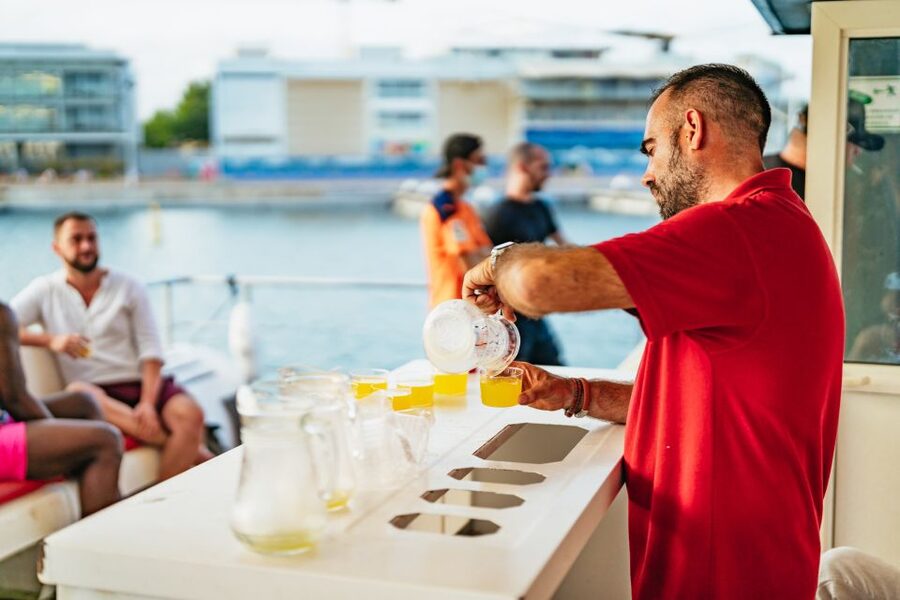 Valencia: Sunset or Daytime Catamaran Cruise with Drink - Should You Book the Valencia Catamaran Cruise?