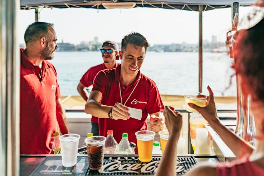 Valencia: Sunset or Daytime Catamaran Cruise with Drink - What You Will Not Get on This Boat