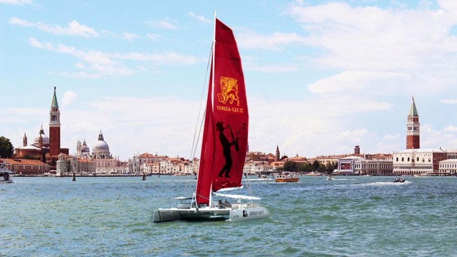 Venice: Lagoon Catamaran Cruise with Music and Drinks - Sant’Elena and the Giardini della Biennale