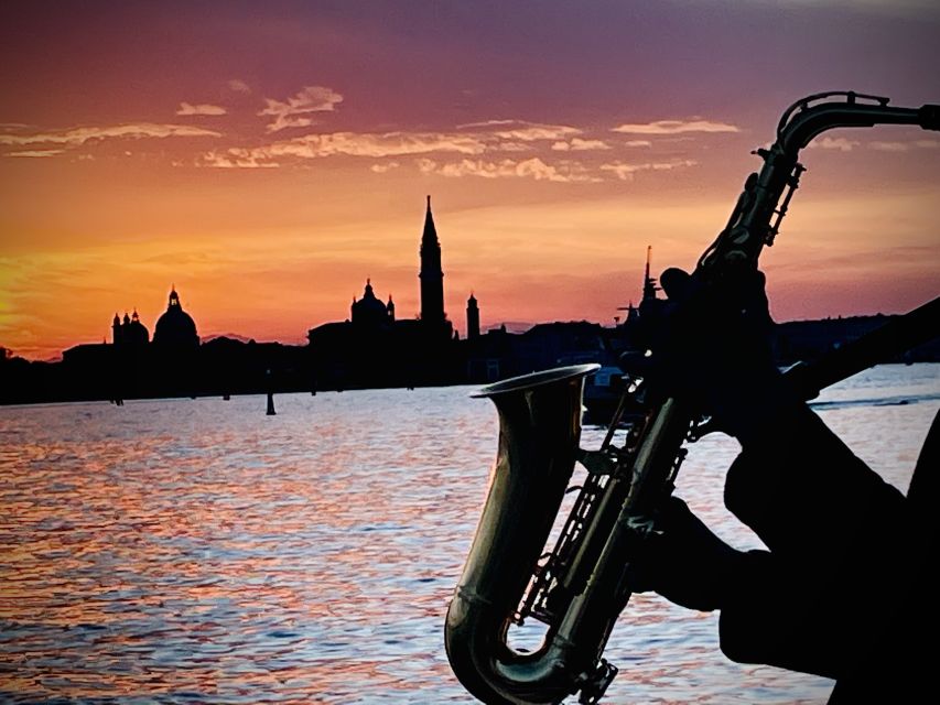 Venice: Night Catamaran Cruise of the Lagoon - Is this a romantic cruise or a social evening out?
