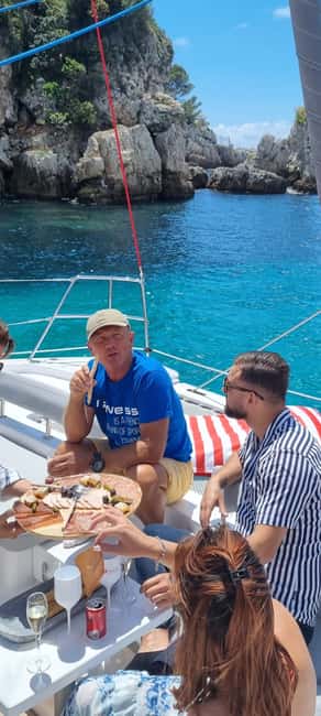 Villeneuve-Loubet: Catamaran Cruise Day Small Groups - Five things to know before you go
