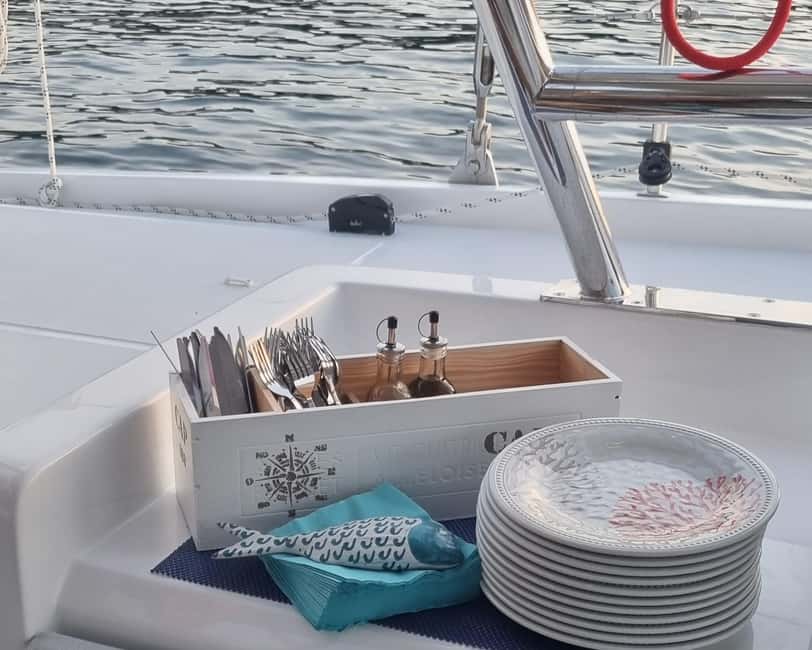 Villeneuve-Loubet: Catamaran Cruise Day Small Groups - Who should book this catamaran day?