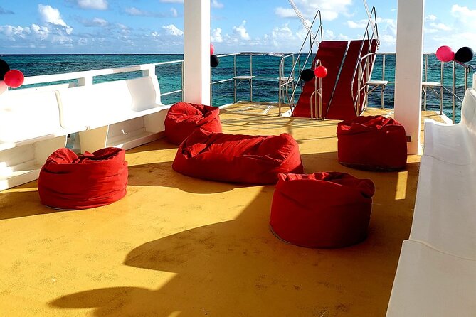 VIP Catamaran with Snorkeling - At a glance
