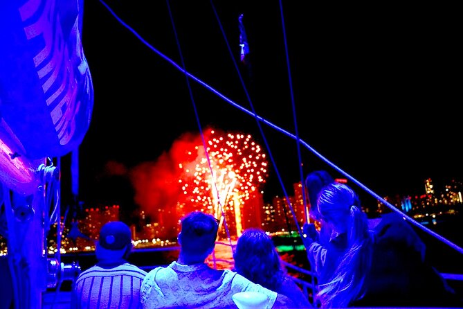 Waikiki Friday Firework Catamaran Tour - Getting to Kewalo Basin before the 6:45 p.m. departure