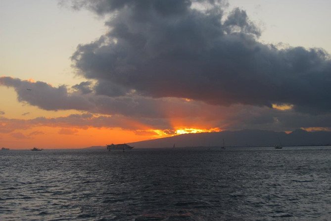 Waikoloa Signature Catamaran Sunset Sail - How the timing works in summer and winter