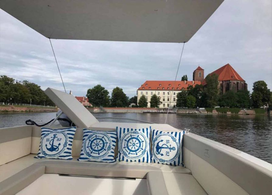 Wroclaw: City Walk and Cruise by Luxury Solar Catamaran - Key things to know before booking