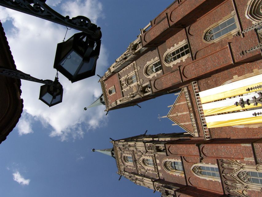 Wroclaw: City Walk and Cruise by Luxury Solar Catamaran - Why this Wroclaw pairing works