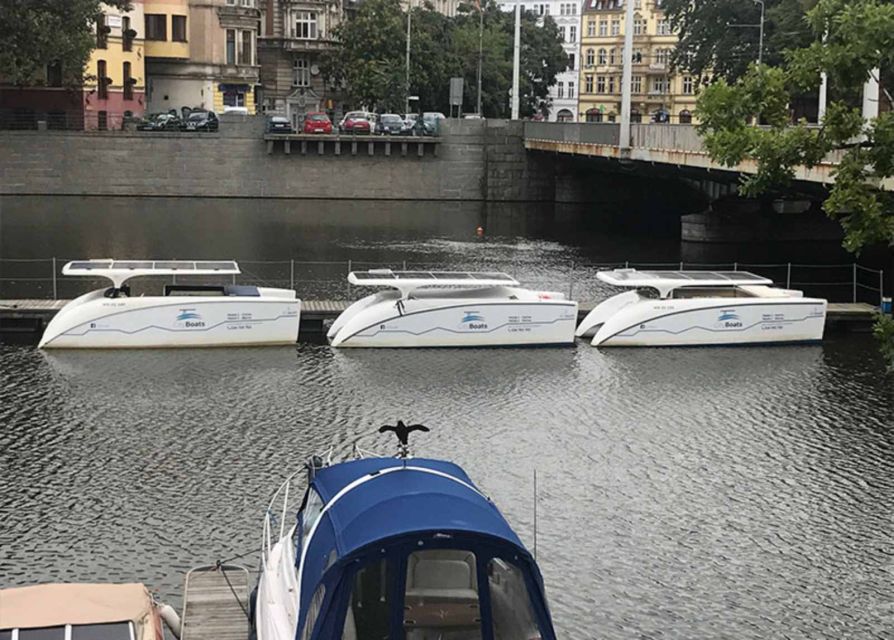 Wroclaw: City Walk and Cruise by Luxury Solar Catamaran - University of Wroclaw and the route toward the river